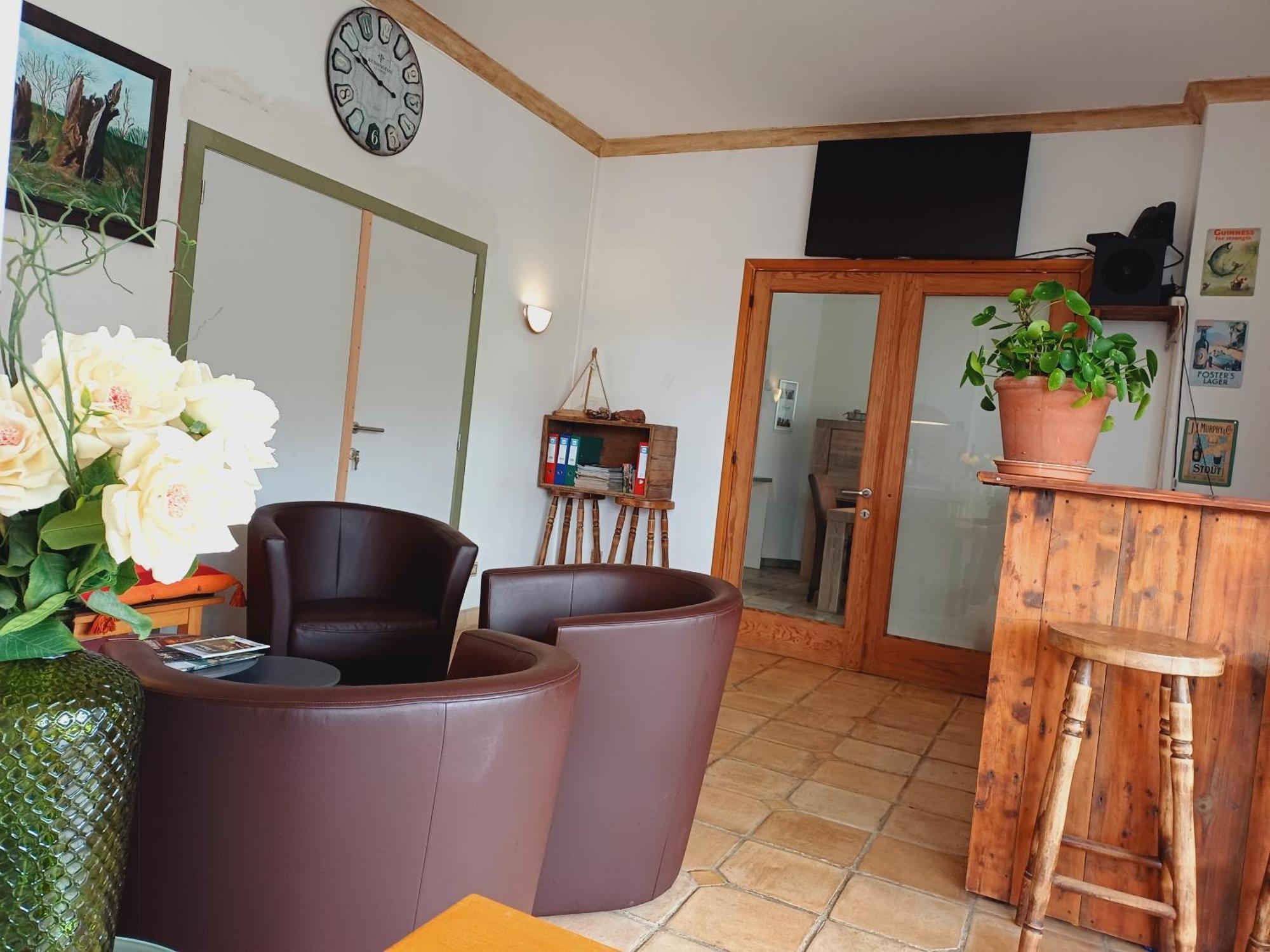 Gite Villa Le Monde - لاروش ان اردين المظهر الخارجي الصورة